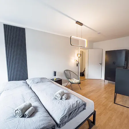 Rathausblick - moderne Mit 2 Schlafzimmern, Kueche, Bad, Waschmaschine & Trockner Mitten In Der Innenstadt Leipzig